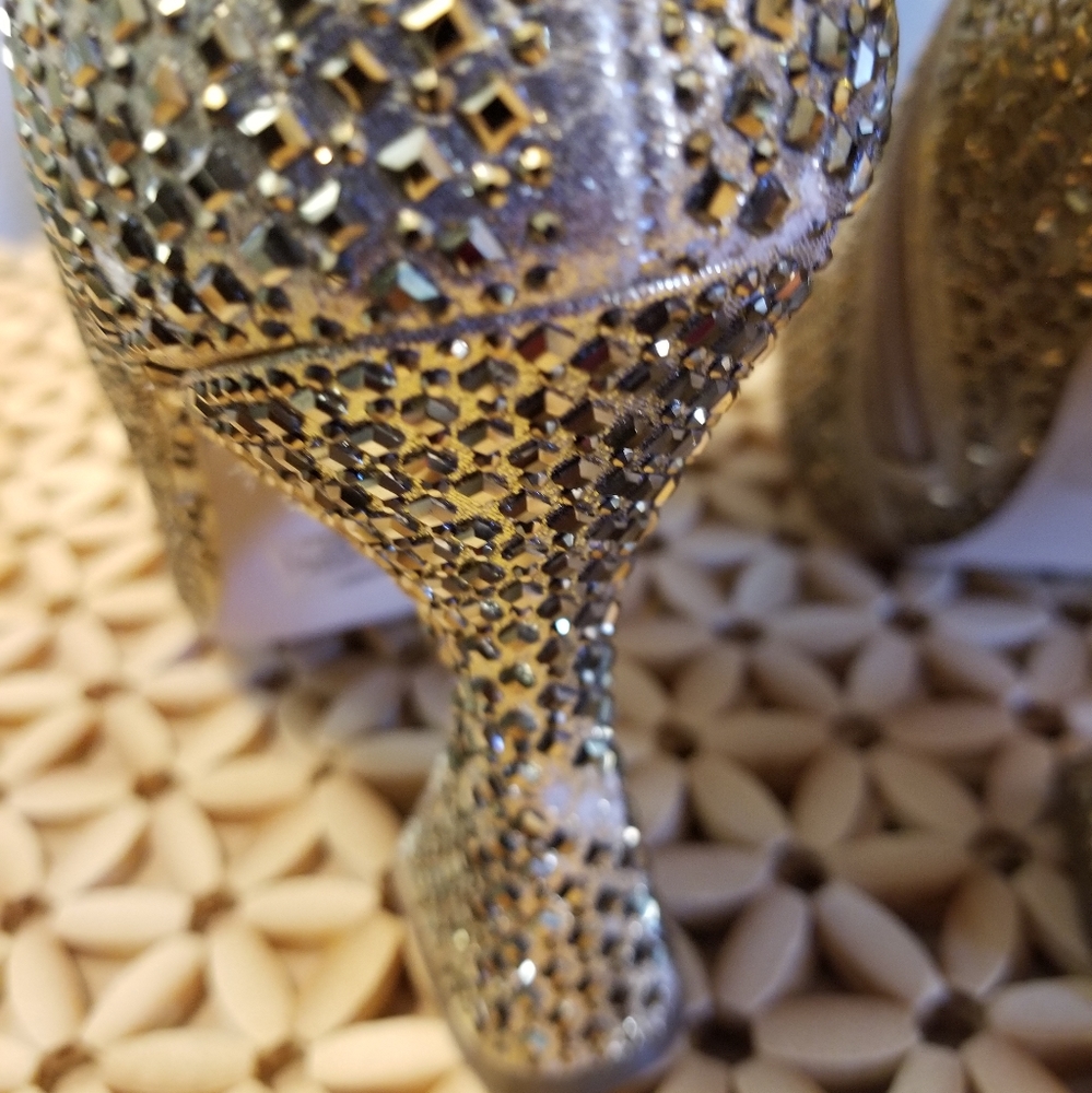 ENCHANTING BOOTS - Picture 8 of 13